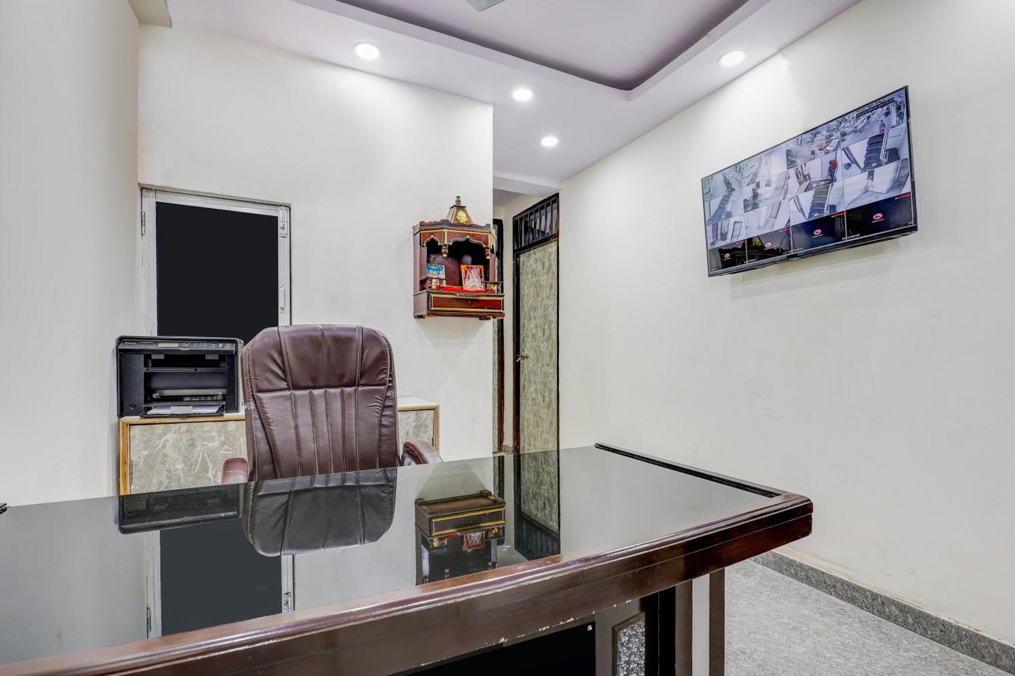 Hotel O Govind Residency New Delhi Eksteriør bilde